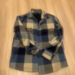 チェック柄長袖シャツ