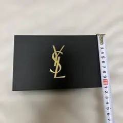 イヴ・サンローラン　ラッピングボックス