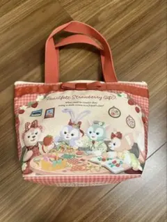 ダッフィー＆フレンズ　ハートフェルト・ストロベリーギフト スーベニアランチケース