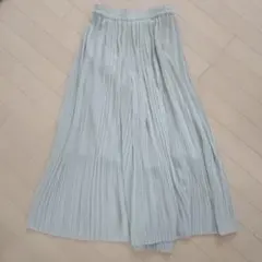 ユニクロ　プリーツワイドパンツ