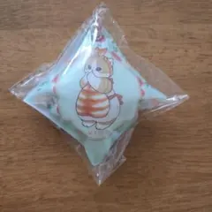 mofusand×くら寿司　クッションチャーム　エビ