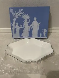 WEDGWOOD プレート 皿 ホワイトのサムネイル