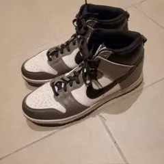Nike Dunk High ホワイト/ブラウン　ブラック