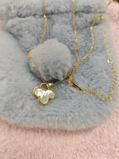 新品四つ葉のクローバーネックレス