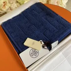 エルメスハンドタオル未使用タグ付き　箱つき