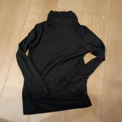 UNIQLO HEATTECH 長袖シャツ 130cm ブラック