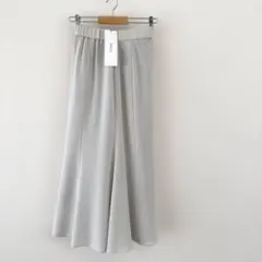 極美品】SOEJU♡ソージュ トリアセサテンロングスカート ライトグレー