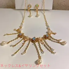 ウェディングパーティ用　ネックレスとイヤリングセット