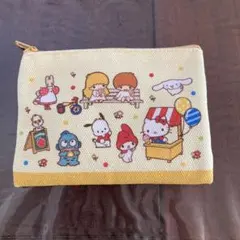 サンリオキャラクターズ　ポーチ