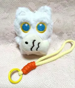 白い猫 ぬいぐるみ マスコット ストラップ付き