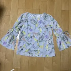 トッコクローゼット 花柄 ブラウス チュニックのサムネイル