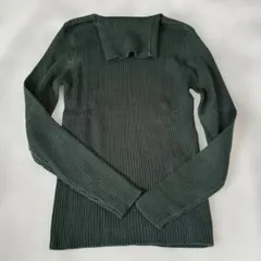 ダークグリーン タートルネックニットセーター S