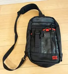 【当日発送】NOMADIC ワンショルダーバック ボディバッグ ブラックのサムネイル