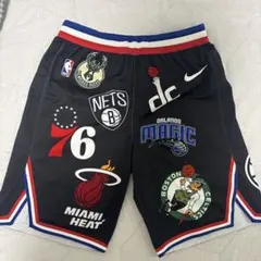 Supreme Nike® NBA Teams shorts 2枚セット