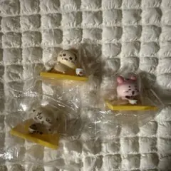 ちいかわ 松屋コラボ フィギュア うさぎ 古本屋 ラッコ