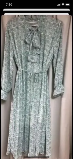 超・超※目玉商品※上品なグリーン色柄ワンピース‼︎ M〜L対応『美品』