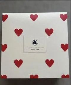 プチバトー　ハート柄　ギフトボックス