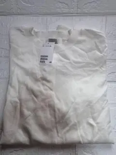 H&M トップス　洋服　ファストファッション　カットソー