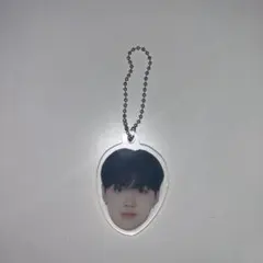 TREASURE ドヨン　顔アクキー