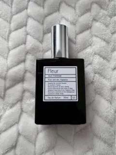 Fleur オードパルファム 30ml 日本製のサムネイル
