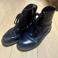 Dr. Martens イングランド製 8ホール