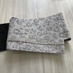 未仕立て リバーシブル 帯地 黒×銀/白 唐草柄 金糸 上品 豪華