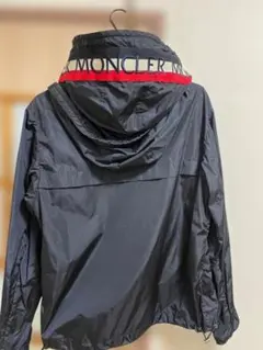 MONCLER ナイロンジャケット フード付き ブラック - メルカリ