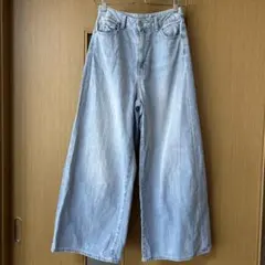 GU ライトブルーワイドパンツ M