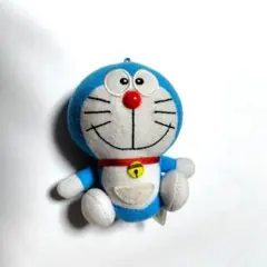 ドラえもん　ストラップ　ぬいぐるみ　かわいい座りバージョン