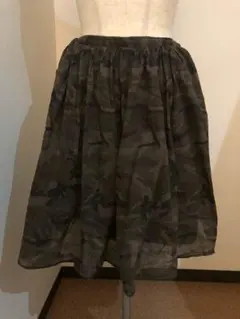 アーバンリサーチドアーズ 迷彩柄ギャザースカート
