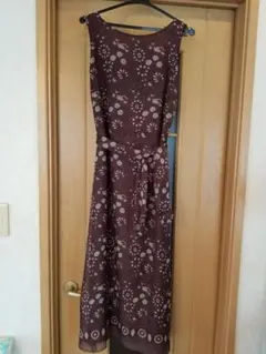 花柄 ロングワンピース