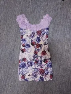 至急売り切り高級感　フラワー柄　タイトドレス