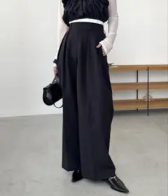 【新品】CAPRICIEUXLEMAGE 2タックワイドパンツ ブラック MT