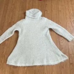 Lily Brown アイボリー 長袖ニットセーター Fサイズ