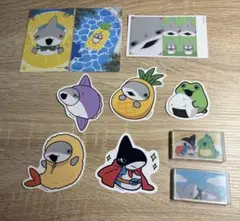 お出かけ子ザメちゃん ダイカットステッカー＆ミニアクリルブロック