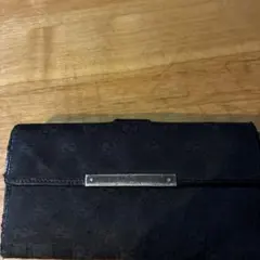 GUCCI グッチ GGキャンバス 長財布