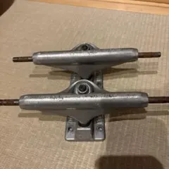 independentトラック