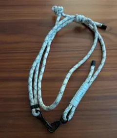 LAKOLE スマホショルダーストラップ　ホワイト