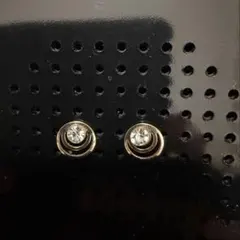 【新品・未使用】ゴールドクリスタルスタッドピアス
