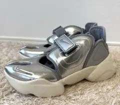 NIKE ナイキ アクアリフト シルバー メタリック 完売 廃盤　23㎝