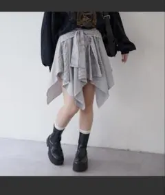 ストライプ柄 アシンメトリー 腰巻風ミニスカートのサムネイル