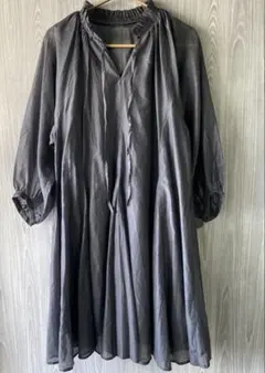 【美品】JUSGLITTY 鹿沼さんコラボ フレアミニワンピース チャコール 1