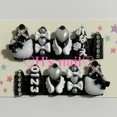 地雷系　メンヘラ　量産型　推し　記念日　名入れ　ネイルチップ