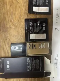 Dior Forever Skin Glow 2N グロスとサンプルも