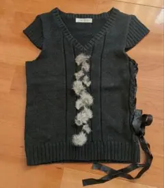 LINK IT ALL ファー装飾Vネックニット　ブラック　サイズ40