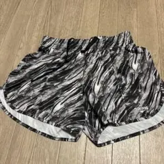 レディース　DUARIG ショートパンツ Lサイズ モノトーン