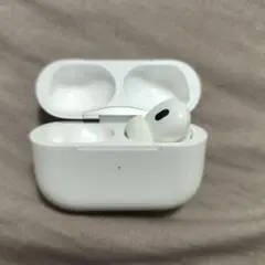 ジャンク品】AirPods Pro 第2世代 Lightning端子 - メルカリ