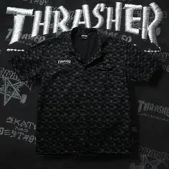 Thrasher 半袖シャツ ロゴ総柄 ゆるダボ ボックス丈 ブラックのサムネイル