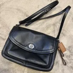 未使用 COACH コーチ シグネチャー ターンロック チェーンバッグ 公式】COACH – コーチ | キップ ターンロック クロスボディ