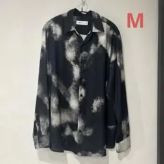ZARA 長袖シャツ ブラック ホワイト 総柄　ユニセックス　Mのサムネイル